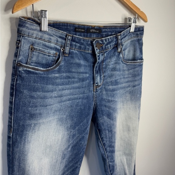 STS Taylor Tomboy Distressed Raw Hem Women’s Jeans (28) - Picture 5 of 8